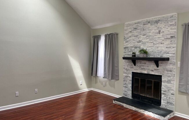 2 beds, 2 baths, $1,630