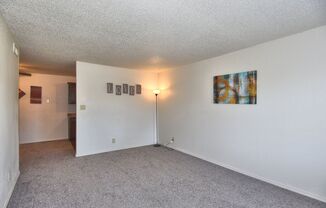 2 beds, 1 bath, 800 sqft, $739, Unit 38A