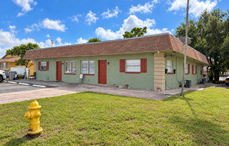 530 NW 35 St