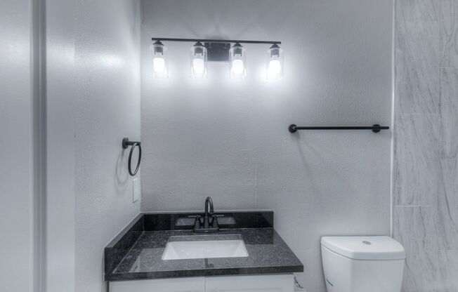 1 bed, 1 bath, 500 sqft, $850, Unit 02J