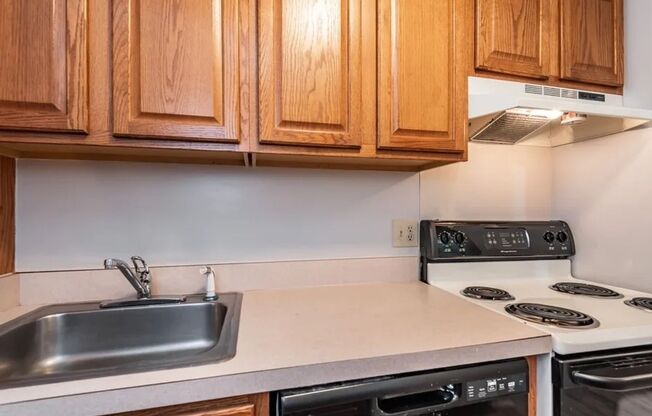 1 bed, 1 bath, 575 sqft, $1,725, Unit 75