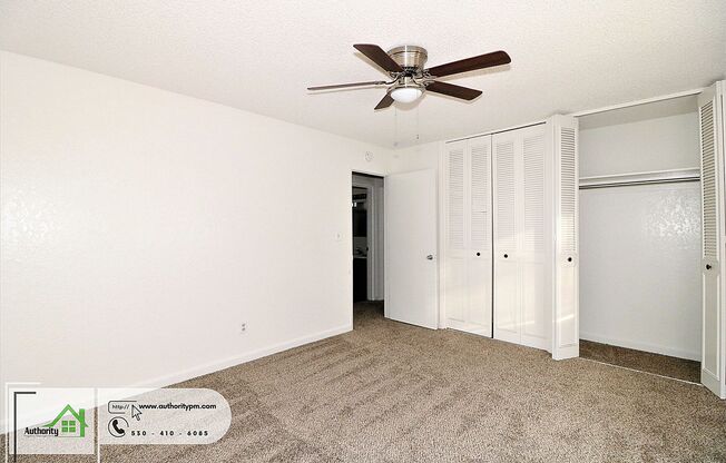 2 beds, 1 bath, 930 sqft, $1,095, Unit Unit 4