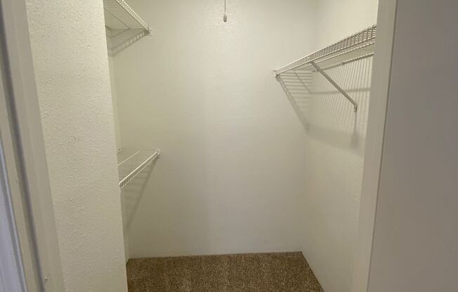 2 beds, 2 baths, 1,038 sqft, $1,085, Unit 0801