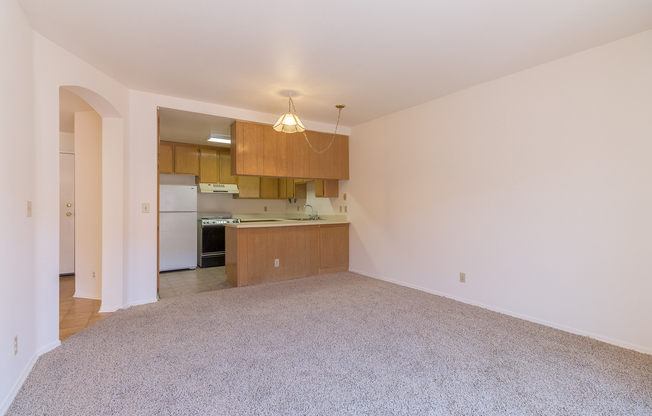 Light, Bright & Ideally Located 1-Bedroom Near The Village!