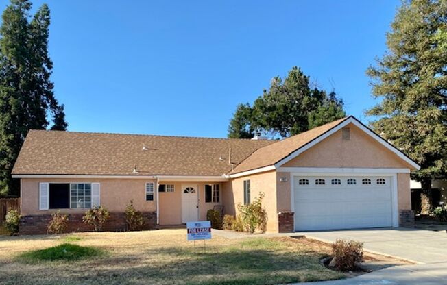 $2,075 Peach & Herndon, 3 Bedroom Home -  W. Palo Alto, Clovis - MOVE IN BONUS