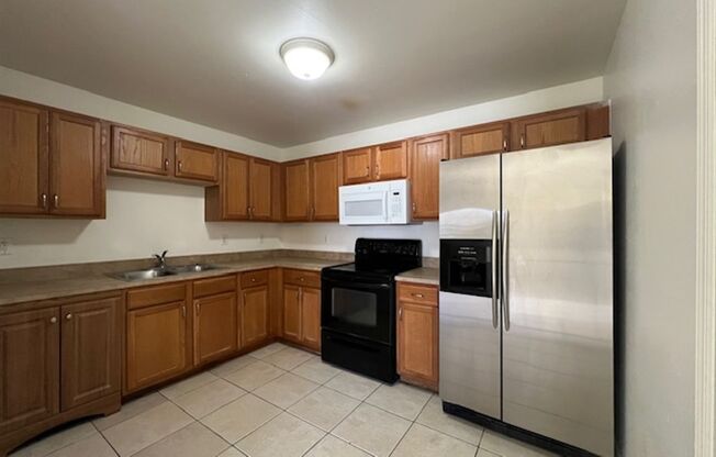 4400/4402 27th Street SW