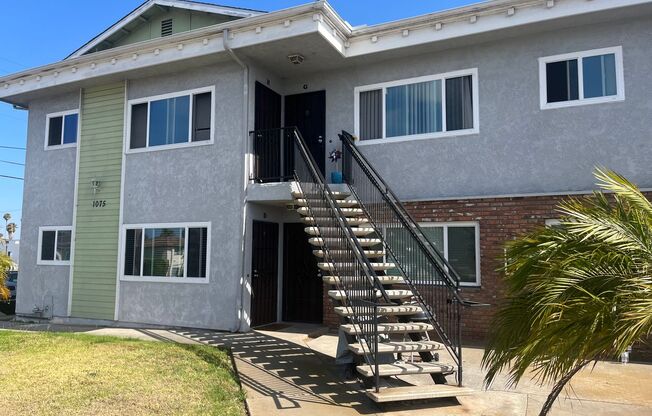 1075 Donax Ave