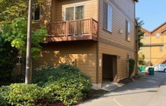 3 Bedroom and 2 1/2 bath Single Family Home with Large Bonus Room