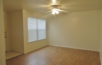 2 Bedroom 2 Bathroom Unit In Georgetown