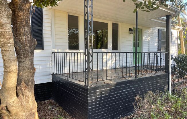 Beautifully renovated Normaltown 3/2 Home with fenced in front yard!