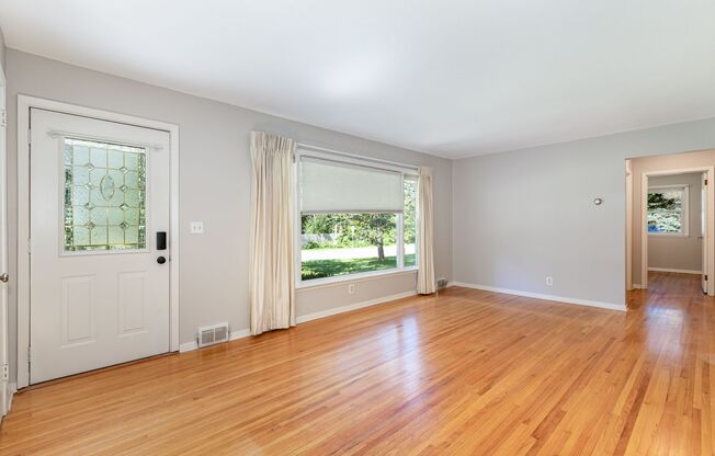 4 Bed | 2 bath House in Andover School District