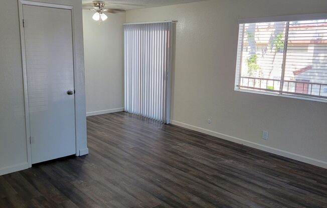 1 bed, 1 bath, 725 sqft, $1,345, Unit 121