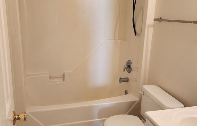 2 beds, 2 baths, $1,850