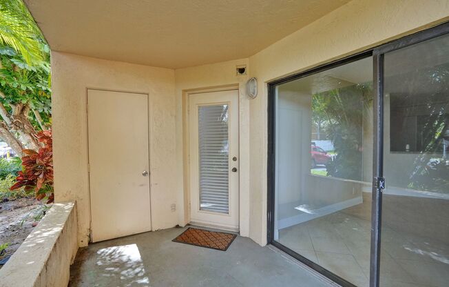 2 beds, 2 baths, $2,000, Unit APARTMENT 407