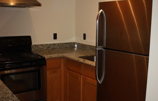 Studio, 1 bath, 359 sqft, $1,325, Unit 205