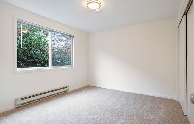 2 beds, 1 bath, 850 sqft, $1,995