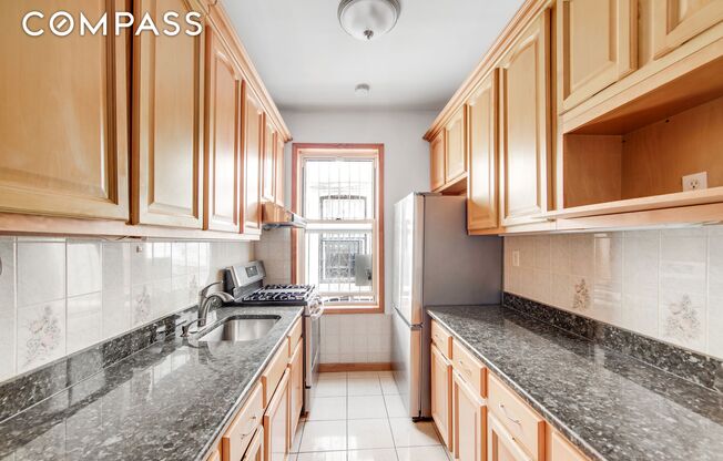 1759 W 1 ST