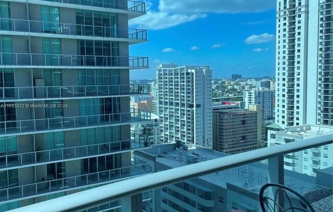 Studio, 1 bath, 531 sqft, $3,000, Unit 1100 S Miami Ave # 21-05 (A11693872)