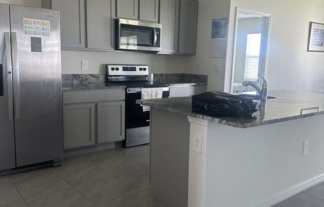 3 beds, 2 baths, $2,750