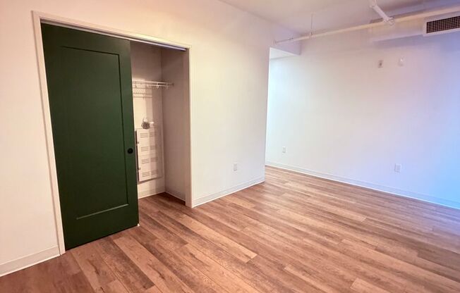 Studio, 1 bath, 615 sqft, $1,500, Unit Unit 407