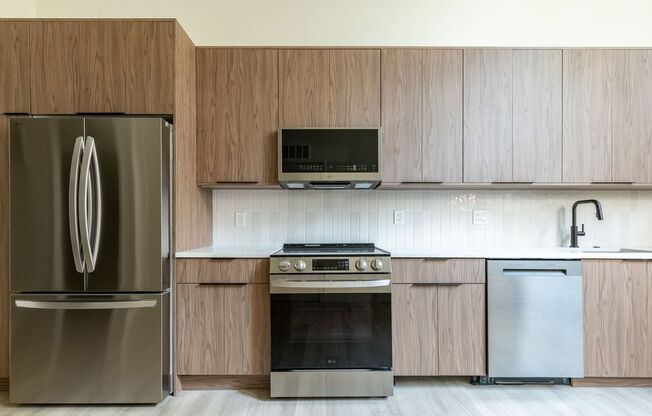 2 beds, 1 bath, 743 sqft, $1,737, Unit Unit A