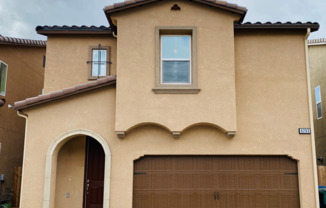 $2,100 Belmont and Fowler, 3 Bedroom 2 Bathroom - E Valley Edge Dr, Fresno  Move In Bonus $500 off first months rent!