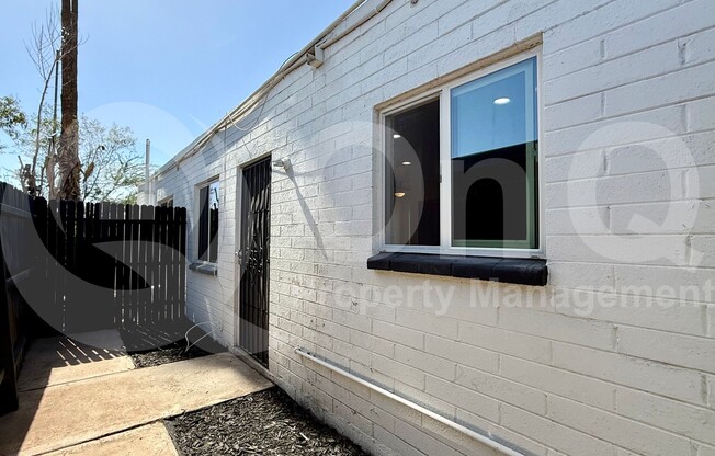 609 S BELLVIEW