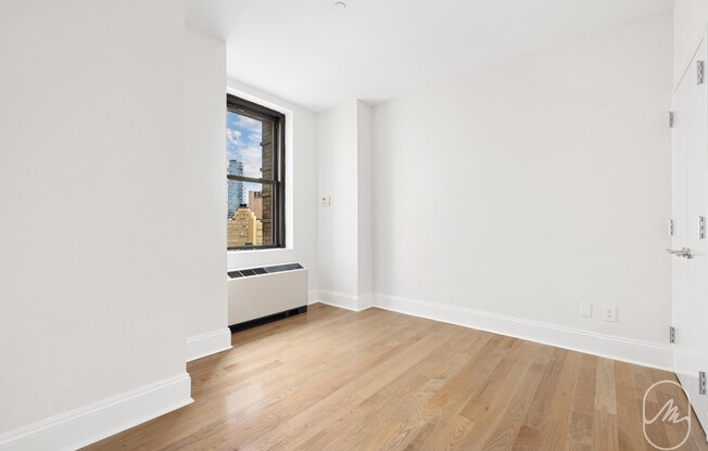 1 bed, 1 bath, $5,500, Unit 25N