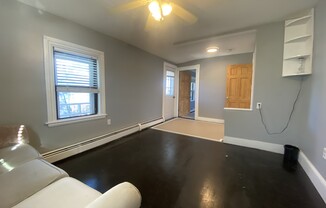 4 BARRETT AVE