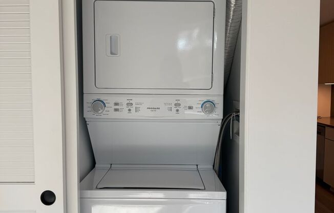 Studio, 1 bath, 362 sqft, $2,250, Unit 403