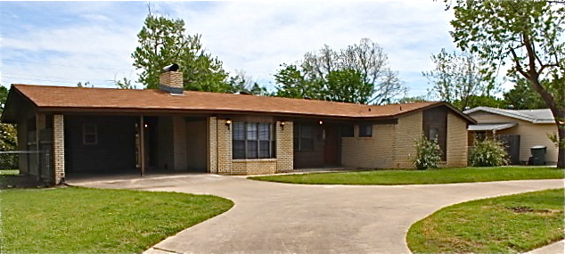 Location & Curb Appeal! 3 Bdr, 2 Full Bath, 2 Car Carport, Extra Driveway Parking, and More!