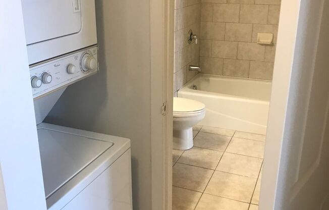 1 bed, 1 bath, 600 sqft, $1,358, Unit 4-0311