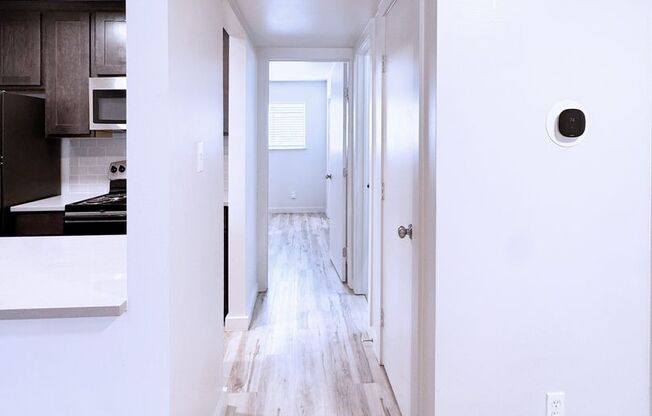 1 bed, 1 bath, 600 sqft, $1,314, Unit WWK-216