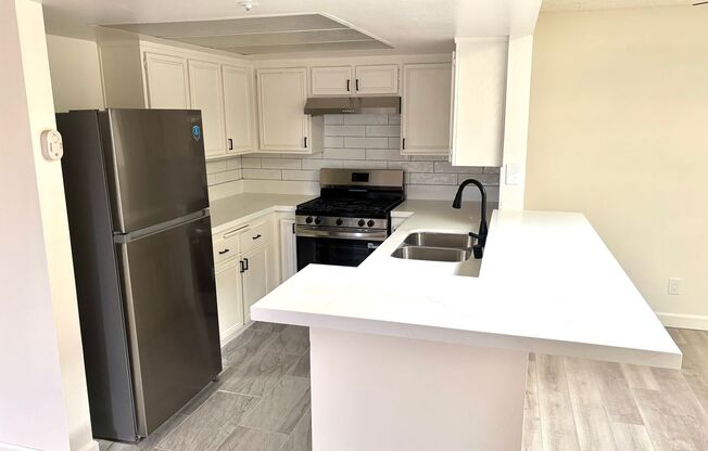 Los Robles Apartments