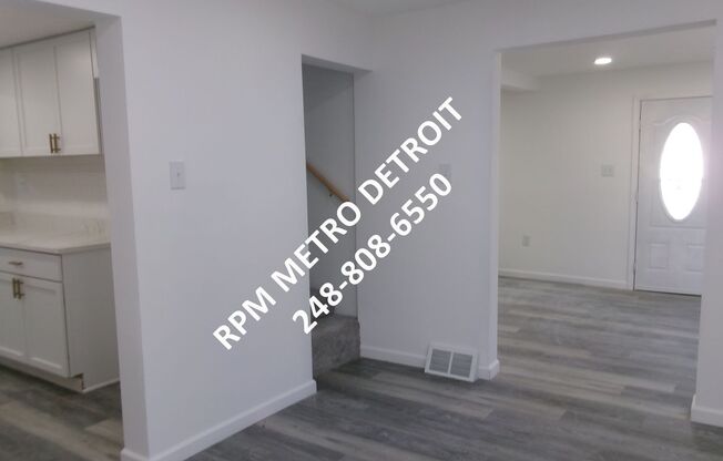 3 beds, 1 bath, $1,495, Unit (OM)