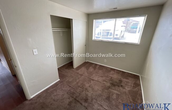 2 beds, 1 bath, 800 sqft, $1,149, Unit 4626 Carnegie Tech St #2