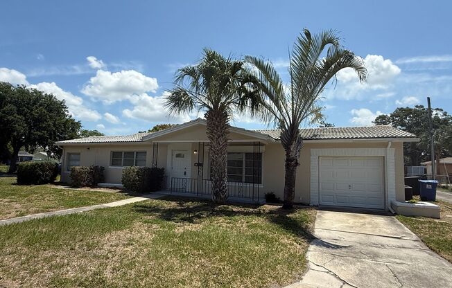 Tyrone single family home 2/1