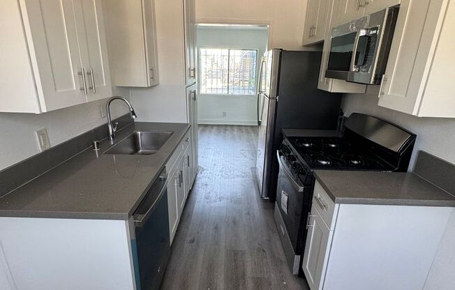 1 bed, 1 bath, 500 sqft, $1,695