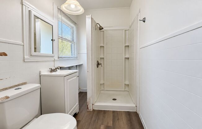 Charming 2-Bedroom Home Near Downtown San Antonio
