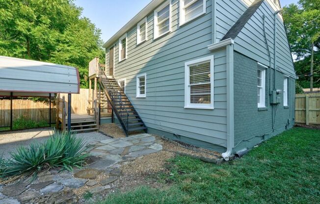 **Berry Hill/South Nashville!!
