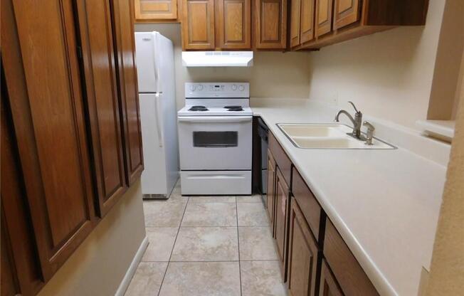 2725 Santa Fe Unit B - 2/Bed 2.5/Bath - $1300/month