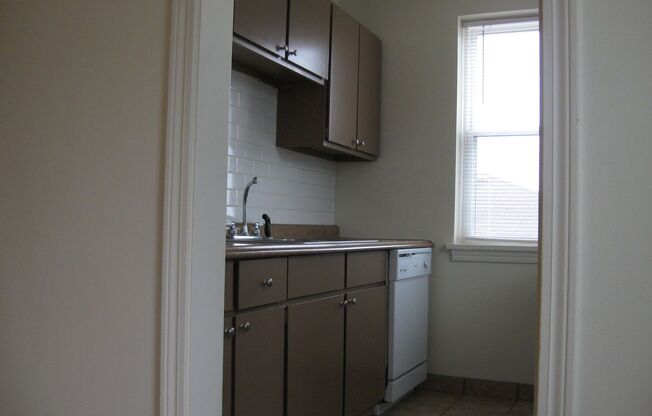 (Larose) Southcrest Heights Apartments
