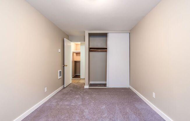 Aladdin Apartments on Greenlake