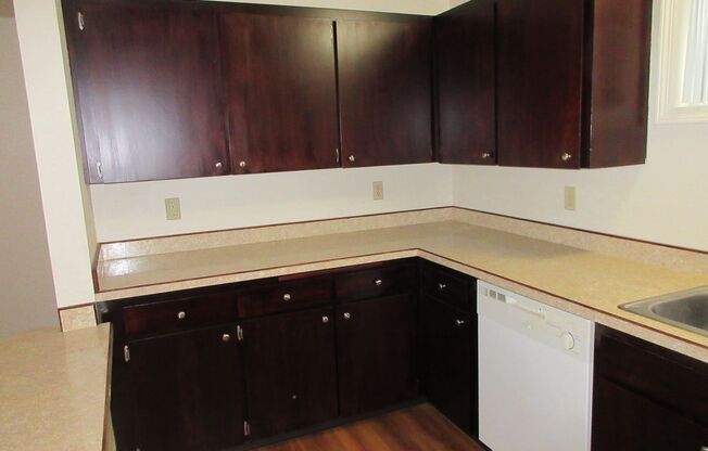 1 bed, 1 bath, $1,475, Unit 580/A/8