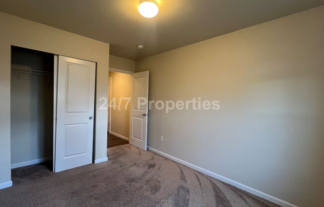 2 beds, 2 baths, $1,995