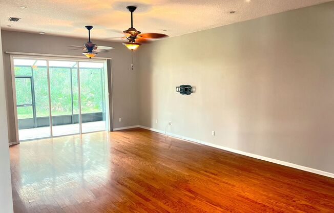 3 beds, 2.5 baths, $2,200, Unit Unit D