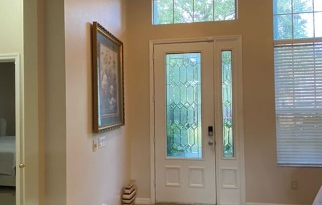 Beautiful 4 bed 3 bath town home in Ocoee