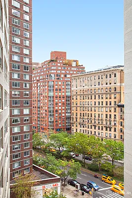 Studio, 1 bath, $5,300, Unit 1117