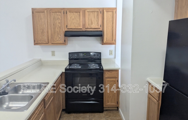 2707 RUSSELL BLVD