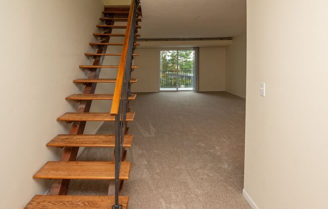 2 beds, 2.5 baths, 1,426 sqft, $2,495, Unit 502L